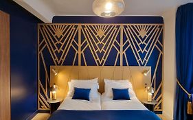 Hotel Royal Fromentin Paris 4*